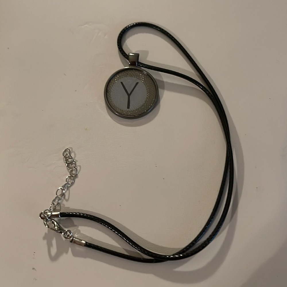 Necklace - Picture 2 of 2